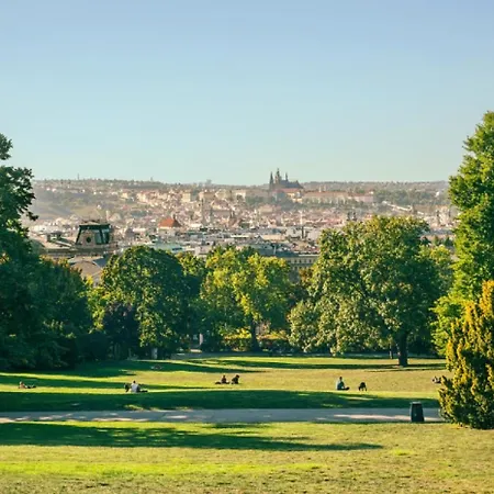 4 Room, 2 Bath, Parking * Prag