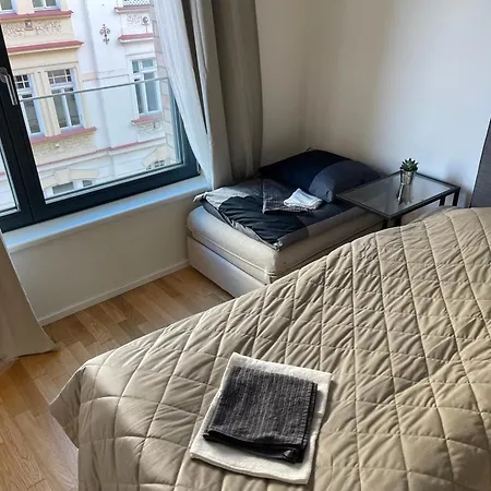 Apartment 4 Room, 2 Bath, Parking *