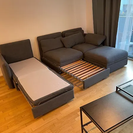4 Room, 2 Bath, Parking Apartment Prag