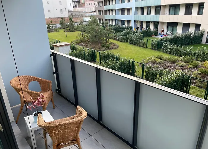 Διαμέρισμα 4 Room, 2 Bath, Parking Πράγα
