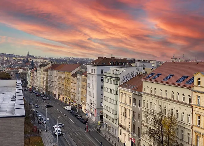 Lejlighed 4 Room, 2 Bath, Parking Prag