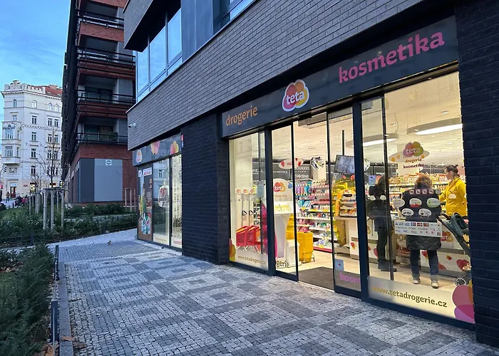 4 Room, 2 Bath, Parking