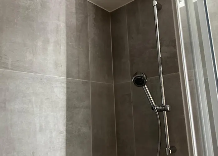 4 Room, 2 Bath, Parking Apartman
