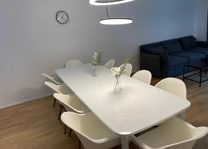 4 Room, 2 Bath, Parking Apartman